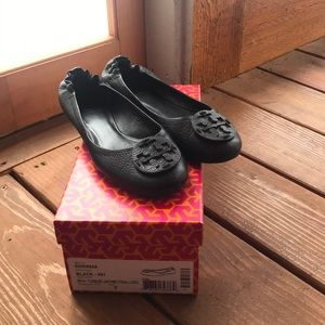 - Tory Burch ‘Reva’ Ballerina Flat